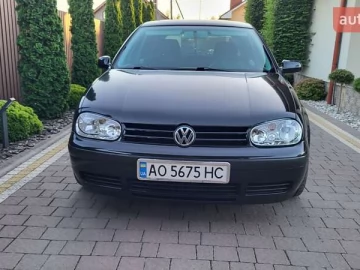 Авто Volkswagen Golf 2000 № 7796801