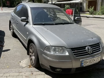 Авто Volkswagen Passat 2004 № 7796821