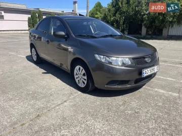 Авто KIA Cerato 2009 № 7796847