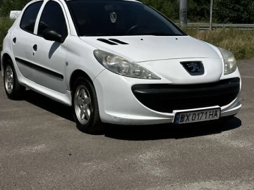 Авто Peugeot 206 Plus 2010 № 7797008