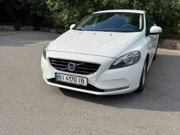 Авто Volvo V40 2014 № 7797109