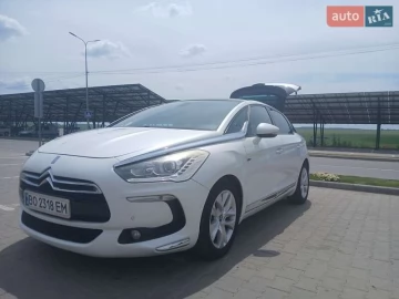 Авто Citroen Ds5 2012 № 7797112