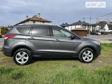 Авто Ford Kuga 2014 № 7797131