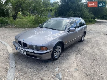Авто BMW 5 Series 2000 № 7797234