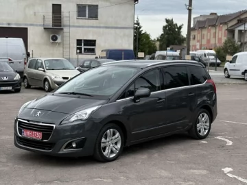 Авто Peugeot 5008 2015 № 7797319