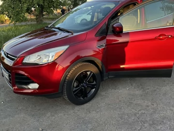 Авто Ford Escape 2015 № 7797322