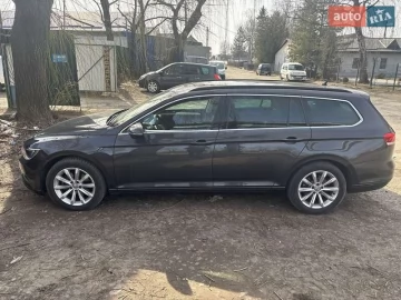 Авто Volkswagen Passat 2018 № 7797334