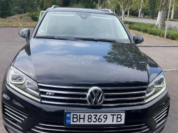 Авто Volkswagen Touareg 2016 № 7797357