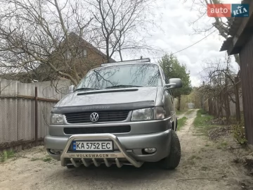 Авто Volkswagen Transporter 2000 № 7797643