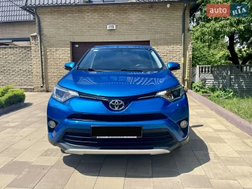 Авто Toyota Rav4 2016 № 7797756