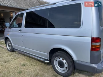 Авто Volkswagen Transporter 2006 № 7797911