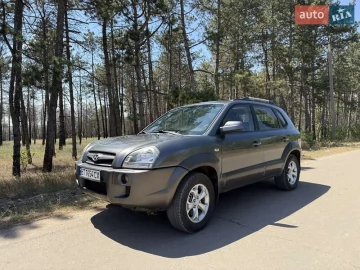Авто Hyundai Tucson 2008 № 7797916