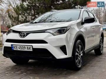 Авто Toyota Rav4 2016 № 7797991