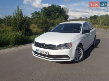 Авто Volkswagen Jetta 2015 № 7798179