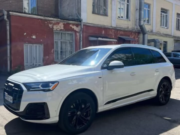 Авто Audi Q7 2020 № 7798195