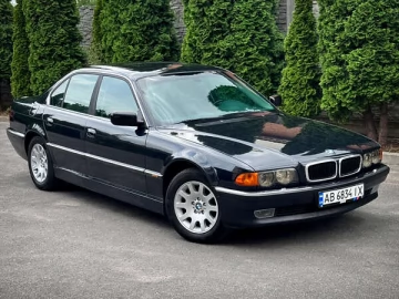 Авто BMW 7 Series 2000 № 7798215