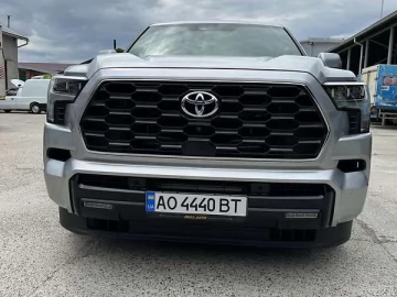 Авто Toyota Sequoia 2023 № 7798304