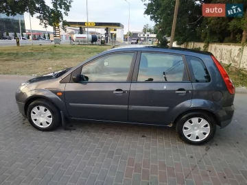 Авто Ford Fiesta 2007 № 7798361