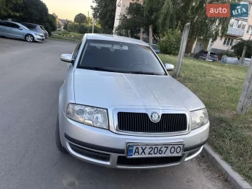 Авто Skoda Superb 2006 № 7798366