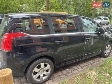 Авто Peugeot 5008 2011 № 7798429