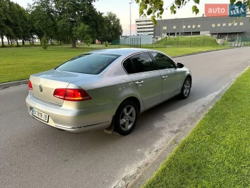Авто Volkswagen Passat 2011 № 7798525