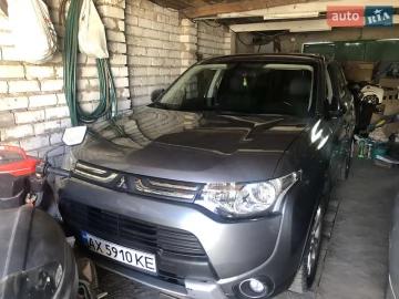 Авто Mitsubishi Outlander 2014 № 7798540
