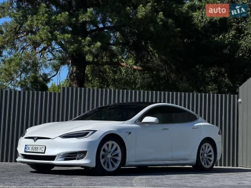Авто Tesla Model S 2018 № 7798561