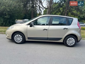 Авто Renault Scenic 2010 № 7798629