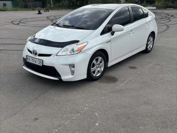 Авто Toyota Prius 2015 № 7798681