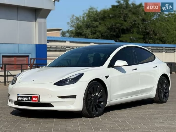 Авто Tesla Model 3 2021 № 7798728