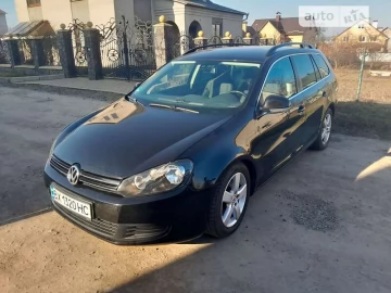 Авто Volkswagen Golf 2010 № 7798811