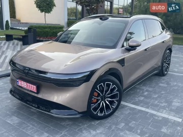 Авто  7X 2024 № 7798930