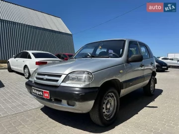 Авто Chevrolet Niva 2004 № 7798956