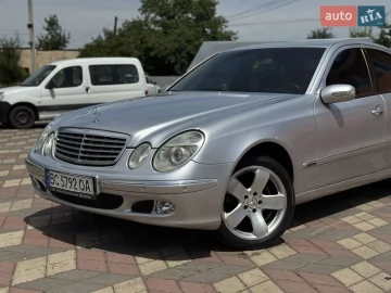 Авто Mercedes E-Class 2002 № 7799015