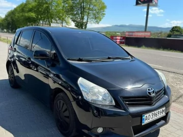 Авто Toyota Verso 2010 № 7799055