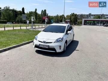 Авто Toyota Prius 2013 № 7799087
