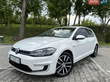 Авто Volkswagen E-Golf 2018 № 7799092