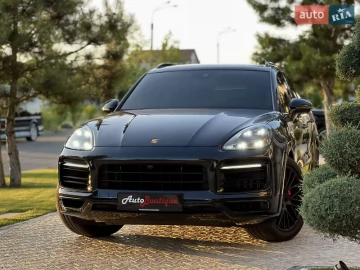 Авто Porsche Cayenne 2022 № 7799154