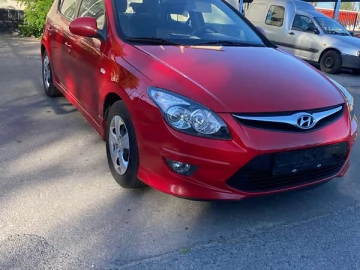 Авто Hyundai I30 2010 № 7799251