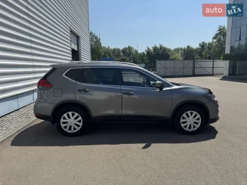 Авто Nissan Rogue 2017 № 7799338