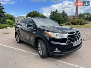 Авто Toyota Highlander 2015 № 7799392