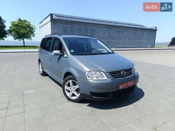 Авто Volkswagen Touran 2006 № 7799517