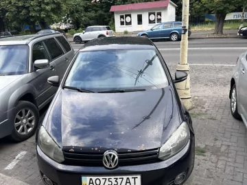 Авто Volkswagen Golf 2010 № 7799574