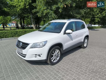 Авто Volkswagen Tiguan 2010 № 7799594