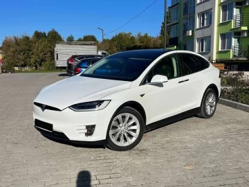 Авто Tesla Model X 2016 № 7799688