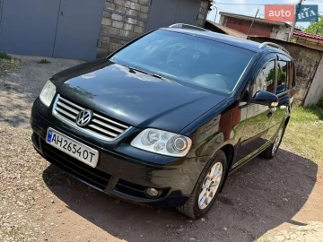 Авто Volkswagen Touran 2006 № 7799795