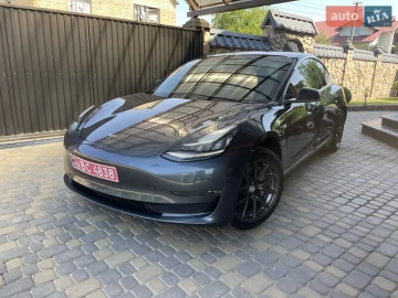 Авто Tesla Model 3 2018 № 7799934