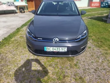 Авто Volkswagen E-Golf 2020 № 7799984
