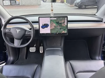 Авто Tesla Model Y 2021 № 7800067