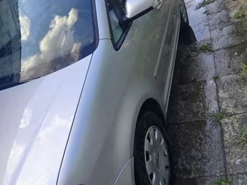 Авто Volkswagen Touran 2003 № 7800183